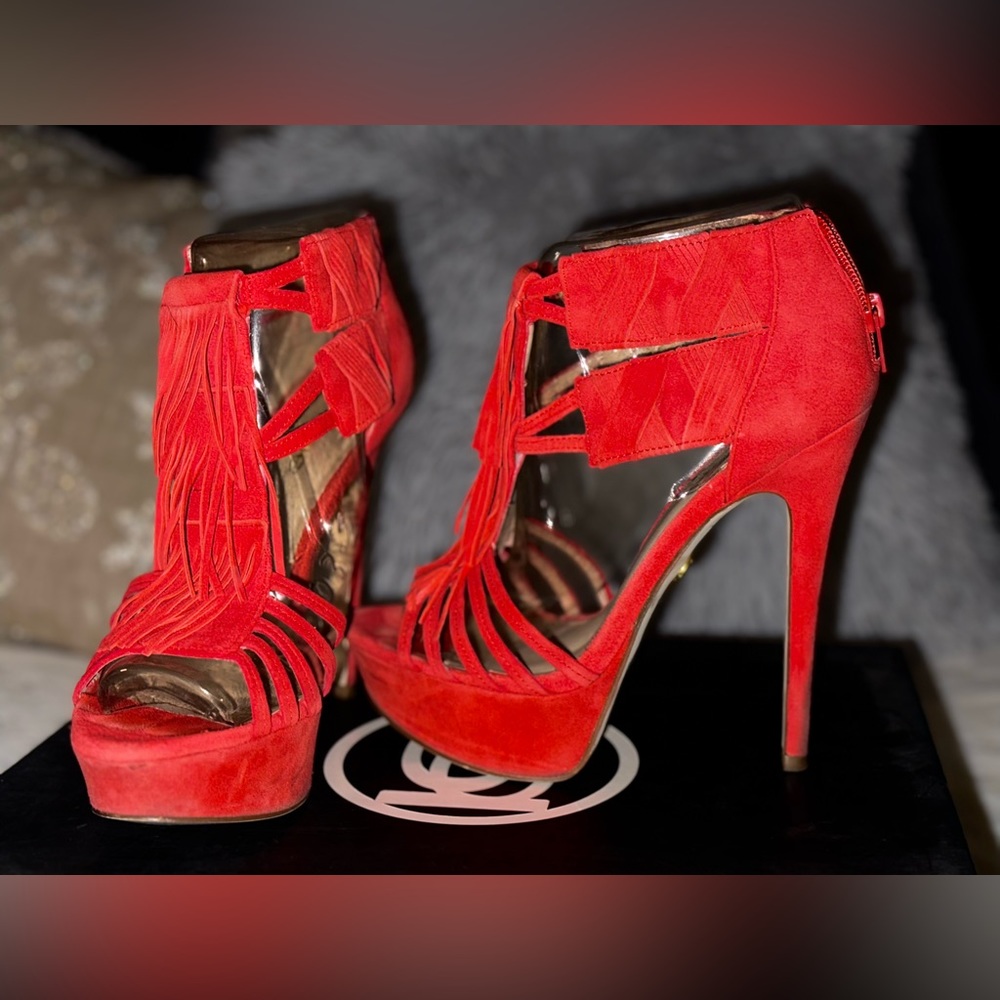 Bebe Eurelina Red Suede High Heels - 5.5in heel height. Size 7.5. Great preowned